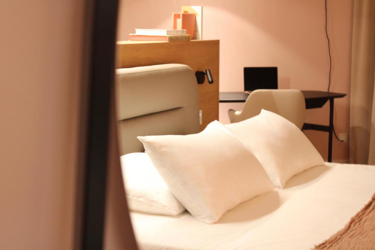 Mihotel Sala Lyon Zewnętrze zdjęcie